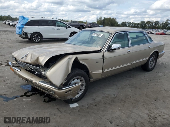 1999 Jaguar XJ z VIN SAJKX6048XC849376, wystawiony jako Copart lot #70538064 z przebiegiem 122 891 mil mil oraz Szkoda całkowita • Salvage title. Historia ofert i sprzedaży dostępna na DreamBid. Obrazek 1.