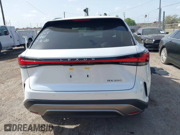2024 Lexus RX 350 z VIN 2T2BAMBA8RC050498, wystawiony jako IAAI lot #41826928 z przebiegiem 1822 mil mil oraz . Historia ofert i sprzedaży dostępna na DreamBid. Obrazek 16.