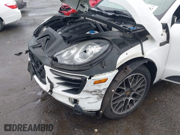 2016 Porsche Macan S with VIN WP1AB2A59GLB47204, listed as a IAAI auction lot 42512482 with 146,586 mi miles and . Bid and sale history available at DreamBid. Image 6.