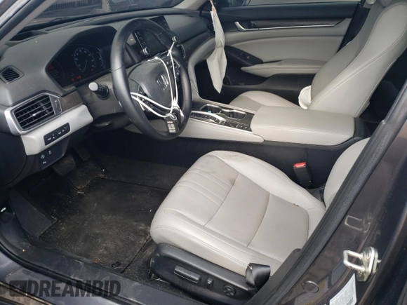 2019 Honda Accord Touring z VIN 1HGCV2F98KA006403, wystawiony jako Copart lot #51897185 z przebiegiem 105 136 mil mil oraz Szkoda całkowita • Salvage title. Historia ofert i sprzedaży dostępna na DreamBid. Obrazek 7.
