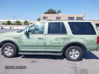 1998 Ford Expedition XLT with VIN 1FMRU1762WLC11697, listed as a IAAI auction lot 42386716 with 239,848 mi miles and . Bid and sale history available at DreamBid. Image 14.