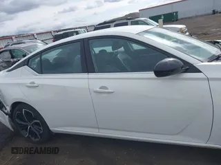 2024 Nissan Altima SR z VIN 1N4BL4CV5RN364421, wystawiony jako IAAI lot #42299917 z przebiegiem 36 169 mil mil oraz . Historia ofert i sprzedaży dostępna na DreamBid. Obrazek 13.