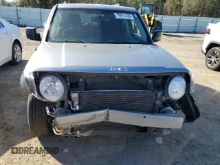 2017 Jeep Patriot Sport z VIN 1C4NJPBB5HD157540, wystawiony jako Copart lot #79011433 z przebiegiem 99 263 mil mil oraz Szkoda całkowita • Salvage title. Historia ofert i sprzedaży dostępna na DreamBid. Obrazek 5.