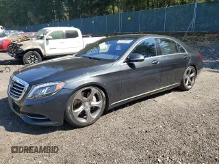 2015 Mercedes-Benz S-Class S 550 with VIN WDDUG8CB0FA118275, listed as a Copart auction lot 52376905 with 98,457 mi miles and Clean Title. Bid and sale history available at carsss.com. Image 1.
