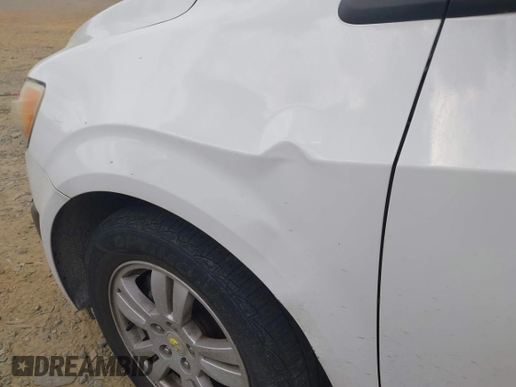 2014 Chevrolet Sonic LT with VIN 1G1JC5SH2E4162166, listed as a IAAI auction lot 42105408 with 122,854 mi miles and . Bid and sale history available at DreamBid. Image 6.