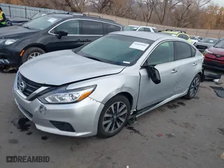 2017 Nissan Altima 2.5 SV with VIN 1N4AL3AP3HC274947, listed as a IAAI auction lot 41041845 with 138,995 mi miles. Bid and sale history available at carsss.com. Image 16.