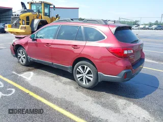 2019 Subaru Outback Limited z VIN 4S4BSAJC0K3215313, wystawiony jako IAAI lot #42219670 z przebiegiem 198 873 mil mil oraz . Historia ofert i sprzedaży dostępna na DreamBid. Obrazek 3.