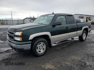 2006 Chevrolet Silverado 1500 LT2 with VIN 1GCEK19B16Z175582, listed as a Copart auction lot 54576735 with 282,876 mi miles and Salvage Title. Bid and sale history available at carsss.com. Image 1.