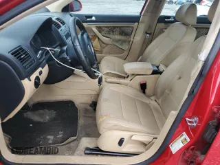 2008 Volkswagen Jetta SE z VIN 3VWRM71K38M014484, wystawiony jako Copart lot #60984555 z przebiegiem 164 334 mil mil oraz Szkoda całkowita • Salvage title. Historia ofert i sprzedaży dostępna na DreamBid. Obrazek 7.