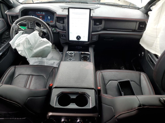 2024 Ford Expedition Max Limited с VIN 1FMJK2A80REA58913, выставлен на аукционе Copart как лот 53850555 с пробегом 8 480 миль миль и Списание • Salvage title. История ставок и продаж доступна на DreamBid. Изображение 8.