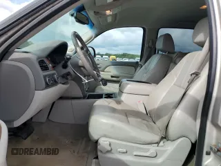 2008 GMC Yukon Commercial with VIN 1GKFK13008R159389, listed as a Copart auction lot 73457574 with 240,140 mi miles and Clean Title. Bid and sale history available at carsss.com. Image 7.