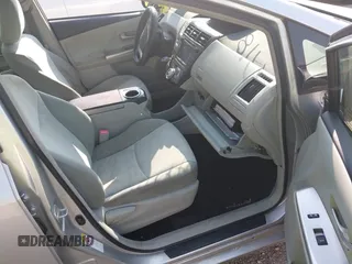 2012 Toyota Prius Two z VIN JTDZN3EU3C3042560, wystawiony jako IAAI lot #42409918 z przebiegiem 182 875 mil mil oraz . Historia ofert i sprzedaży dostępna na DreamBid. Obrazek 5.