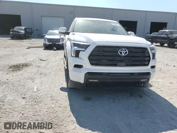 2024 Toyota Sequoia SR5 with VIN 7SVAAABA6RX034127, listed as a Copart auction lot 77848444 with 7,528 mi miles and Salvage Title. Bid and sale history available at carsss.com. Image 14.