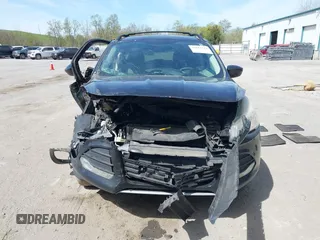 2014 Ford Escape SE с VIN 1FMCU9G94EUA92123, выставлен на аукционе IAAI как лот 42163322 с пробегом Не указан миль и . История ставок и продаж доступна на DreamBid. Изображение 12.