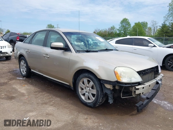 2006 Ford Five Hundred SEL with VIN 1FAFP24186G186073, listed as a IAAI auction lot 42156007 with 283,655 mi miles. Bid and sale history available at carsss.com. Image 1.