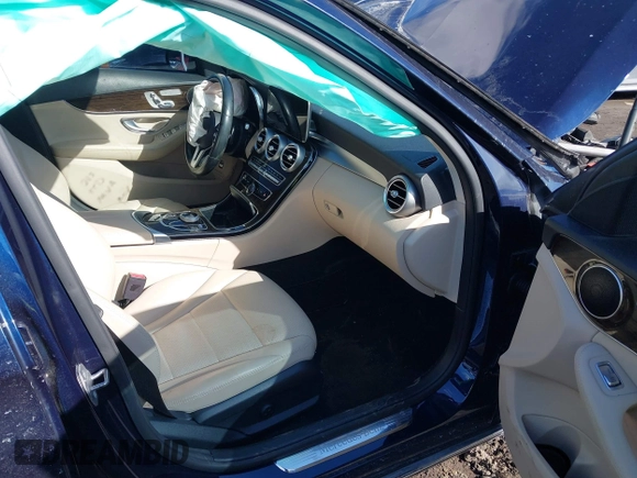 2019 Mercedes-Benz C 300 with VIN 55SWF8EB9KU301449, listed as a IAAI auction lot 41522982 with 76,145 mi miles and . Bid and sale history available at carsss.com. Image 5.