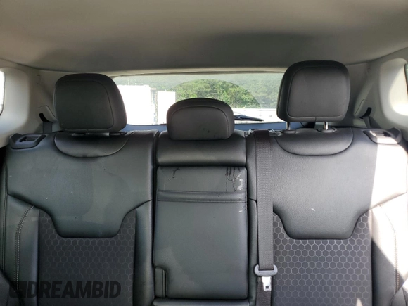 2019 Jeep Compass Latitude with VIN 3C4NJCBB5KT851039, listed as a Copart auction lot 58818155 with 118,961 mi miles and Clean title. Bid and sale history available at DreamBid. Image 10.
