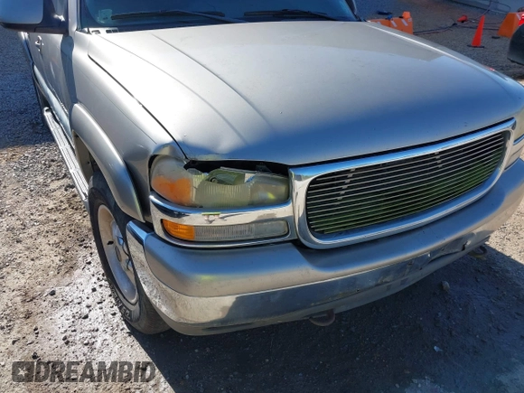 2001 GMC Yukon XL SLE with VIN 3GKFK16T31G206653, listed as a IAAI auction lot 41803552 with 238,396 mi miles. Bid and sale history available at carsss.com. Image 6.