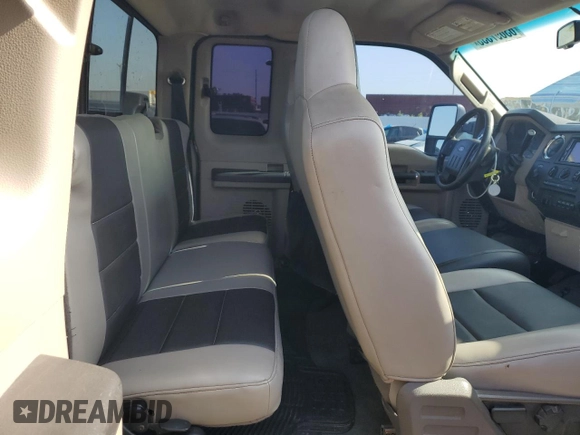 2009 Ford F-250 XL with VIN 1FTSX21R99EB15001, listed as a Copart auction lot 63697535 with 320,678 mi miles and Salvage title. Bid and sale history available at DreamBid. Image 10.