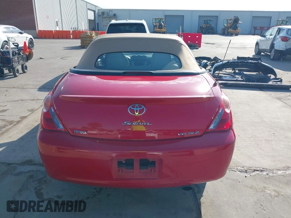 2004 Toyota Solara SE z VIN 4T1FA38P94U035625, wystawiony jako IAAI lot #42234762 z przebiegiem 130 830 mil mil oraz . Historia ofert i sprzedaży dostępna na DreamBid. Obrazek 16.