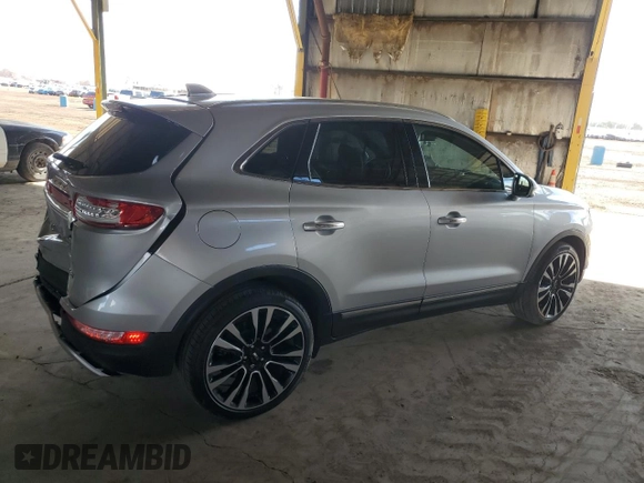 2019 Lincoln MKC Reserve with VIN 5LMTJ3DH4KUL37593, listed as a Copart auction lot 53260965 with 72,645 mi miles and Salvage title. Bid and sale history available at DreamBid. Image 3.
