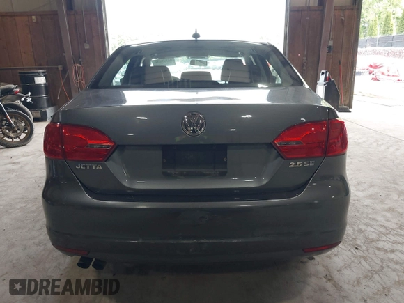 2012 Volkswagen Jetta SE с VIN 3VWDP7AJ6CM065513, выставлен на аукционе IAAI как лот 42348236 с пробегом 144 035 миль миль и . История ставок и продаж доступна на DreamBid. Изображение 17.