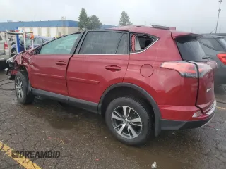 2018 Toyota RAV4 XLE with VIN 2T3WFREV6JW463548, listed as a Copart auction lot 58765805 with 61,250 mi miles and Non repairable. Bid and sale history available at DreamBid. Image 2.