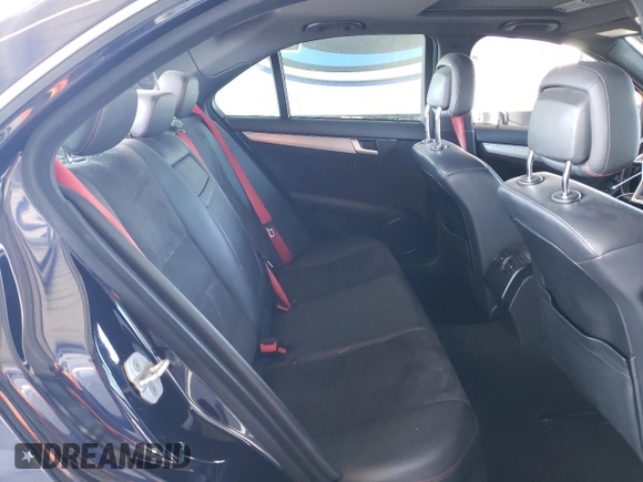 2013 Mercedes-Benz C 250 Sport с VIN WDDGF4HB1DA751415, выставлен на аукционе Copart как лот 60833735 с пробегом Не указан миль и Списание • Salvage title. История ставок и продаж доступна на DreamBid. Изображение 10.