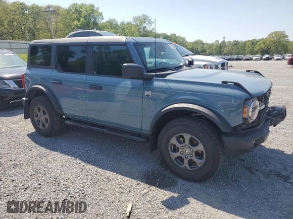 2022 Ford Bronco with VIN 1FMEE5BP4NLB62407, listed as a Copart auction lot 52164665 with 45,393 mi miles and Salvage Title. Bid and sale history available at DreamBid. Image 4.