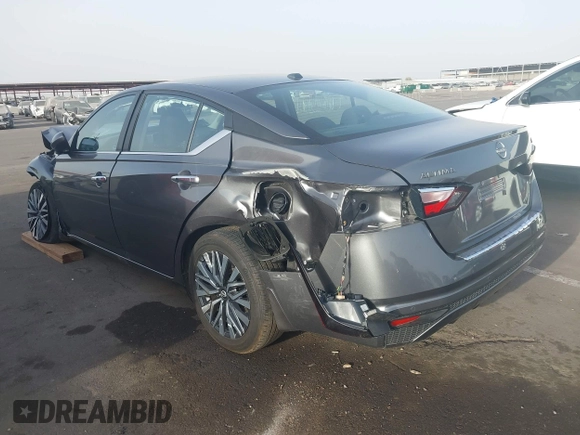 2023 Nissan Altima 2.5 SV with VIN 1N4BL4DV0PN382188, listed as a IAAI auction lot 41692695 with 22,542 mi miles. Bid and sale history available at carsss.com. Image 3.