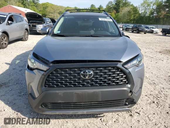 2022 Toyota Corolla Cross LE with VIN 7MUBAABG6NV041555, listed as a Copart auction lot 56567225 with 26,736 mi miles and Salvage title. Bid and sale history available at DreamBid. Image 5.
