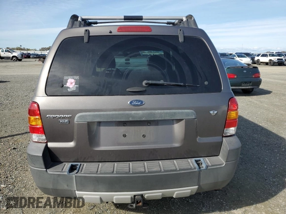 2006 Ford Escape XLT with VIN 1FMCU93176KA17929, listed as a Copart auction lot 49706965 with 256,268 mi miles and Salvage Title. Bid and sale history available at carsss.com. Image 6.