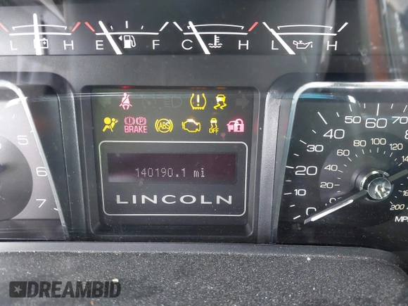 2014 Lincoln Navigator z VIN 5LMJJ2J53EEL08886, wystawiony jako IAAI lot #41971904 z przebiegiem 140 190 mil mil oraz . Historia ofert i sprzedaży dostępna na DreamBid. Obrazek 15.