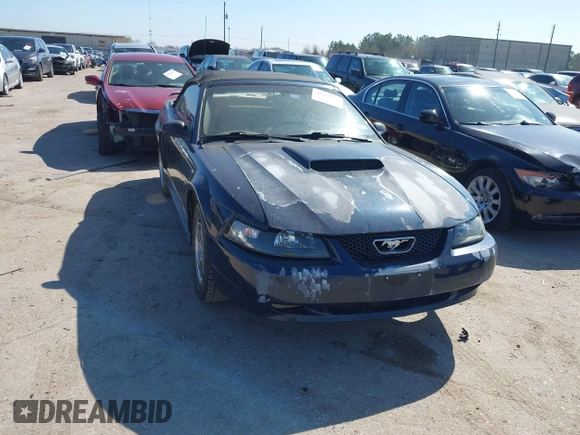 2001 Ford Mustang GT Deluxe with VIN 1FAFP45X81F225371, listed as a IAAI auction lot 41665488 with 1 mi miles. Bid and sale history available at carsss.com. Image 1.