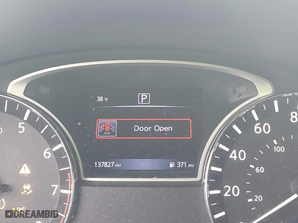 2017 Nissan Altima 2.5 SR with VIN 1N4AL3AP0HC498094, listed as a IAAI auction lot 41679063 with 137,827 mi miles. Bid and sale history available at carsss.com. Image 15.