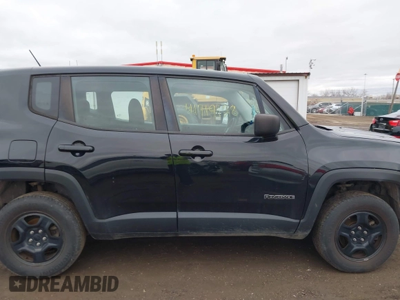 2017 Jeep Renegade Sport with VIN ZACCJBAB6HPG43142, listed as a IAAI auction lot 41719128 with 127,088 mi miles and . Bid and sale history available at carsss.com. Image 13.
