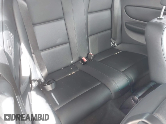 2009 BMW 1 Series 128i with VIN WBAUL73509VJ75662, listed as a IAAI auction lot 42639936 with 96,542 mi miles and . Bid and sale history available at DreamBid. Image 8.