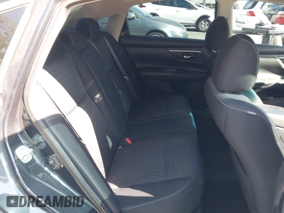 2018 Nissan Altima SR with VIN 1N4AL3AP3JC205780, listed as a IAAI auction lot 41921404 with 109,863 mi miles and . Bid and sale history available at carsss.com. Image 8.
