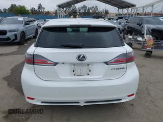 2013 Lexus CT 200h z VIN JTHKD5BH0D2126459, wystawiony jako IAAI lot #42207697 z przebiegiem 188 111 mil mil oraz . Historia ofert i sprzedaży dostępna na DreamBid. Obrazek 16.