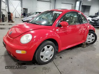 2001 Volkswagen Beetle GLX with VIN 3VWDD21C71M440934, listed as a Copart auction lot 82997054 with 114,442 mi miles and Salvage title. Bid and sale history available at DreamBid. Image 1.