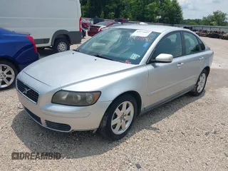 2006 Volvo S40 2.4L с VIN YV1MS382662222925, выставлен на аукционе IAAI как лот 42073893 с пробегом 204 456 миль миль и . История ставок и продаж доступна на DreamBid. Изображение 2.
