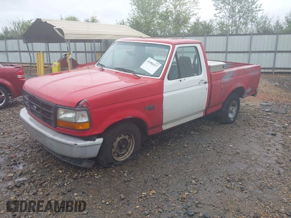 1993 Ford F-150 with VIN 1FTDF15Y3PNB32641, listed as a IAAI auction lot 41980527 with 244,747 mi miles. Bid and sale history available at carsss.com. Image 2.