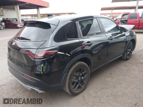 2024 Honda HR-V Sport z VIN 3CZRZ1H55RM707358, wystawiony jako IAAI lot #42190730 z przebiegiem 39 368 mil mil oraz . Historia ofert i sprzedaży dostępna na DreamBid. Obrazek 4.