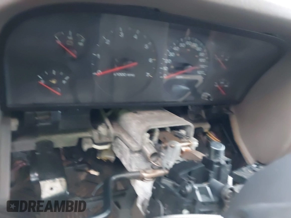 2001 Jeep Grand Cherokee Laredo z VIN 1J4GX48S41C585151, wystawiony jako IAAI lot #41020660 z przebiegiem Nie podano mil oraz . Historia ofert i sprzedaży dostępna na DreamBid. Obrazek 7.