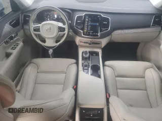 2021 Volvo XC90 Inscription Expression with VIN YV4BR00L3M1682507, listed as a Copart auction lot 85881484 with 28,834 mi miles and Salvage Title. Bid and sale history available at carsss.com. Image 8.