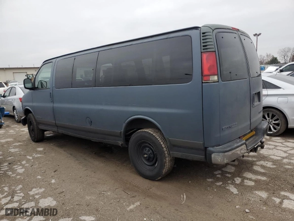 1998 Chevrolet Express Van with VIN 1GAHG39R1W1040343, listed as a Copart auction lot 80945844 with 0 mi miles and Salvage Title. Bid and sale history available at carsss.com. Image 2.