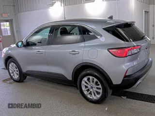 2022 Ford Escape SE z VIN 1FMCU9G66NUB33504, wystawiony jako IAAI lot #42748133 z przebiegiem 74 338 mil mil oraz . Historia ofert i sprzedaży dostępna na DreamBid. Obrazek 26.