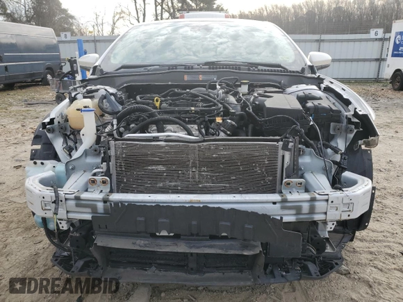 2019 Ford Fusion SE with VIN 3FA6P0HD4KR200742, listed as a Copart auction lot 49302755 with 87,166 mi miles and Salvage Title. Bid and sale history available at DreamBid. Image 5.