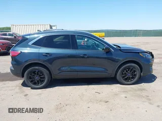 2022 Ford Escape SE с VIN 1FMCU9G67NUA93496, выставлен на аукционе IAAI как лот 42248977 с пробегом 29 973 миль миль и . История ставок и продаж доступна на DreamBid. Изображение 13.