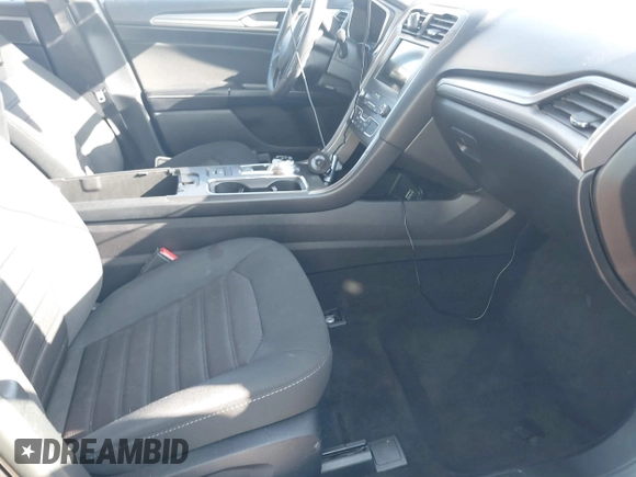 2020 Ford Fusion SE with VIN 3FA6P0HD8LR119972, listed as a IAAI auction lot 41991526 with 61,942 mi miles and . Bid and sale history available at DreamBid. Image 5.